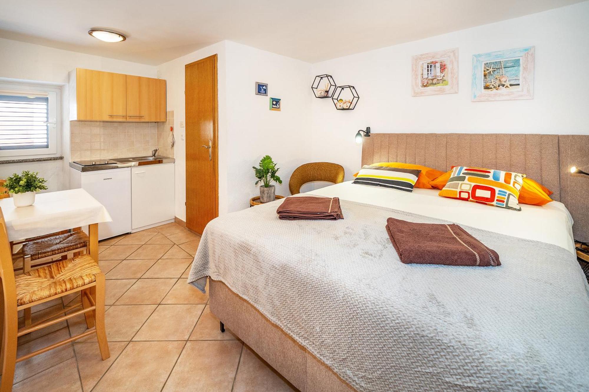 Studio Apartment Tea Baška Eksteriør billede