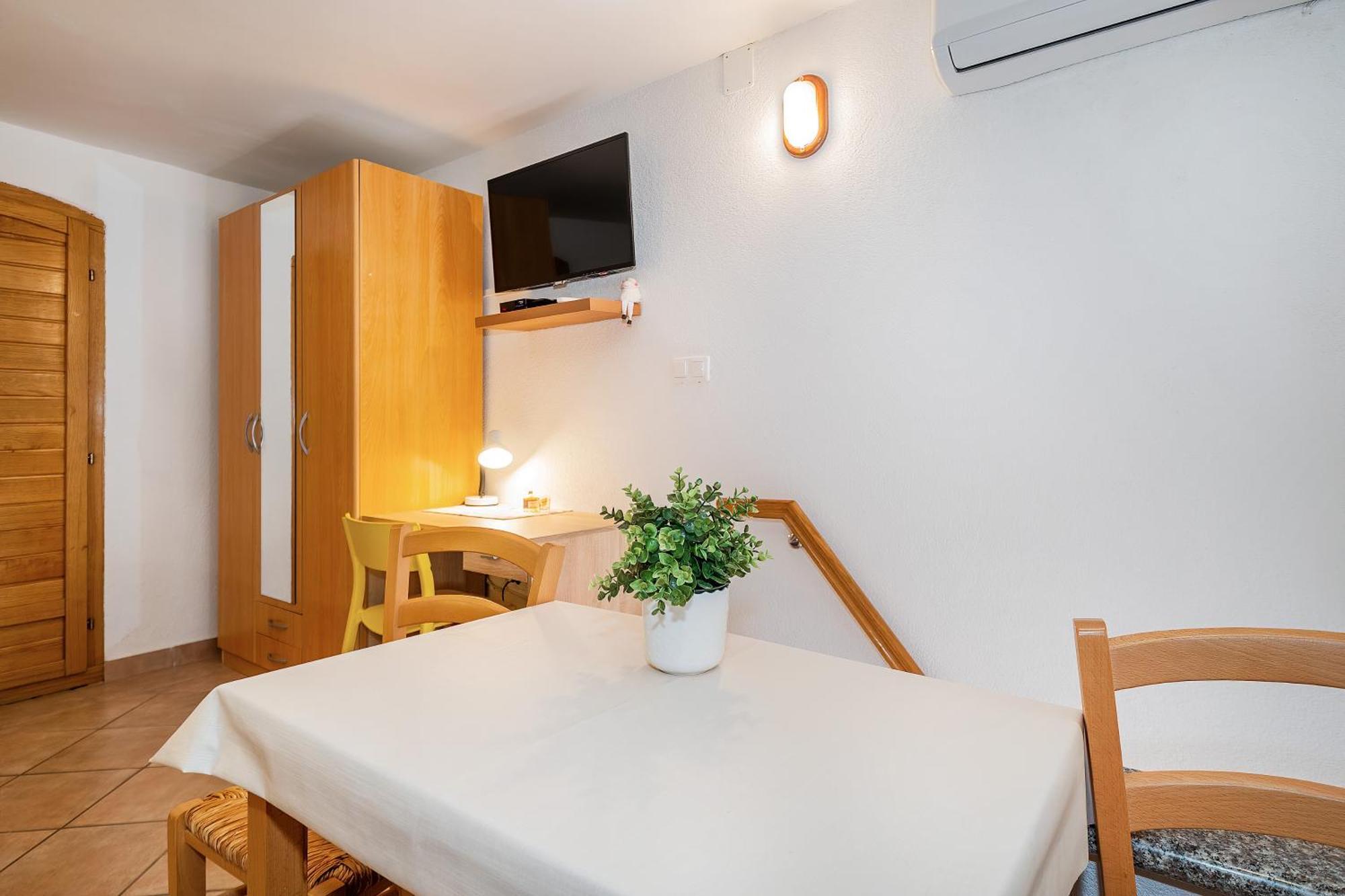 Studio Apartment Tea Baška Eksteriør billede