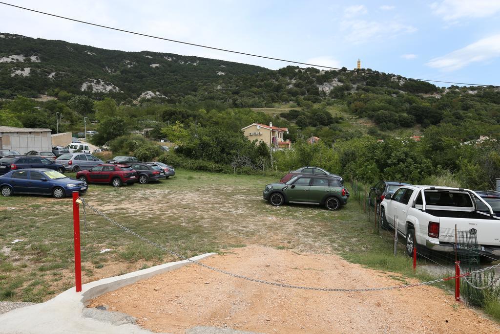 Studio Apartment Tea Baška Eksteriør billede